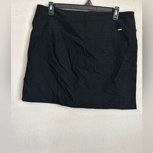 S.C &CO women’s skort